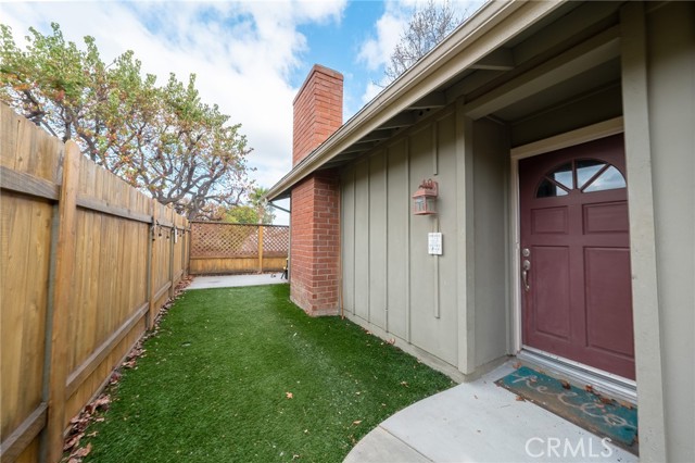 MLS# OC22246140