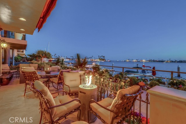 6048 Lido Lane, Long Beach CA: https://media.crmls.org/medias/152d2ee8-85bf-4eda-a30e-c44296530b47.jpg