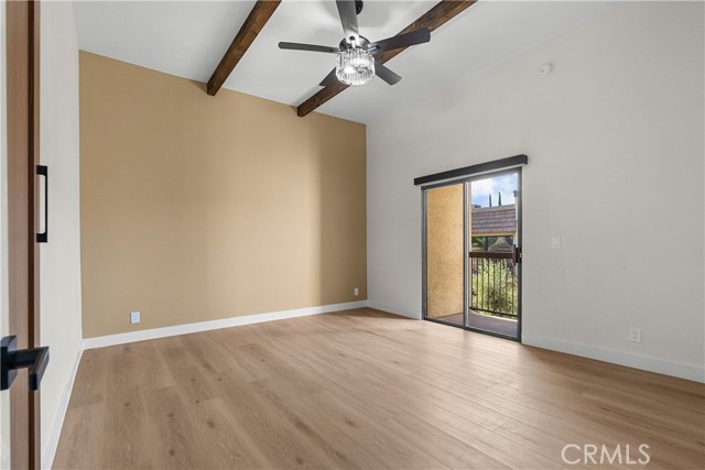 Detail Gallery Image 25 of 45 For 18417 Collins St #D,  Tarzana,  CA 91356 - 3 Beds | 2/1 Baths