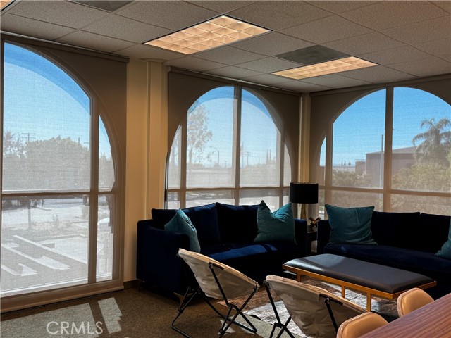 302 S Brand Boulevard, San Fernando, California 91340, ,Commercial Lease,For Rent,302 S Brand Boulevard,CRSR25040520