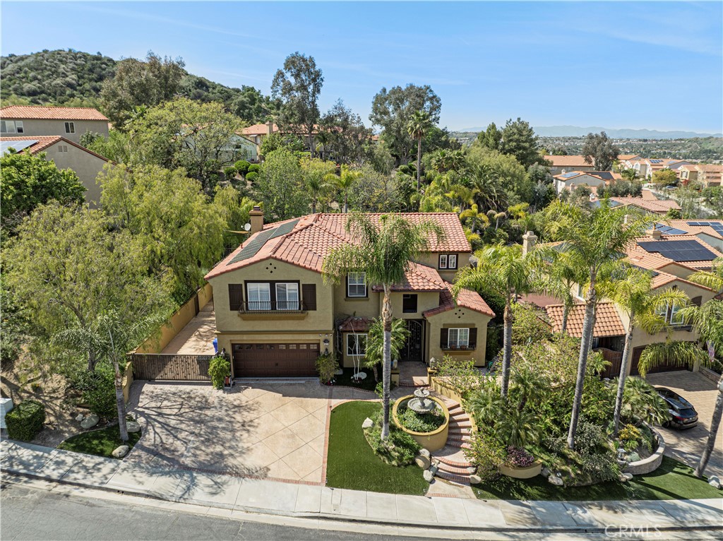 https://media.crmls.org/medias/15300304-7240-4d9f-8ec4-c18b5d20debb.jpg?preset=X-Large