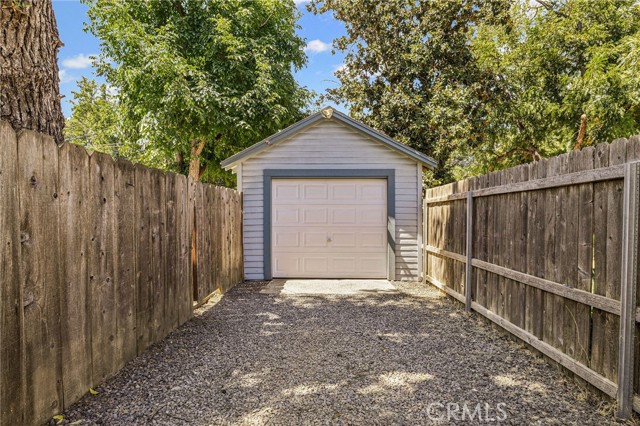 1249 Warner Street, Chico CA: https://media.crmls.org/medias/1530b078-a260-46e3-a138-ee0029a67d0f.jpg