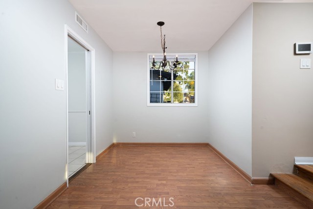 Detail Gallery Image 10 of 23 For 14509 Greenworth Dr, La Mirada,  CA 90638 - 3 Beds | 2 Baths