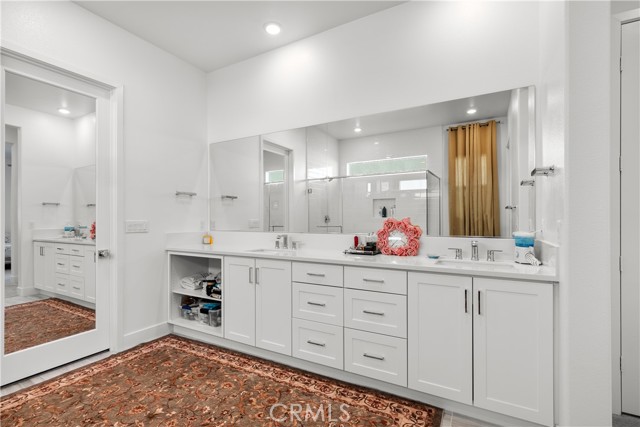 Detail Gallery Image 22 of 51 For 24513 via Sendero, Valencia,  CA 91354 - 3 Beds | 3/1 Baths