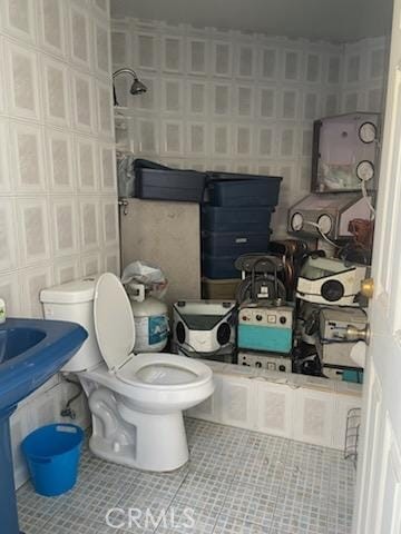 9017 Arrington Avenue, Downey CA: https://media.crmls.org/medias/1531c3a2-c244-45da-abce-61002f26a52a.jpg