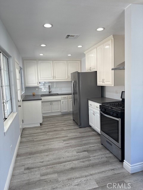 Detail Gallery Image 5 of 17 For 16539 E Edna Pl, Covina,  CA 91722 - 3 Beds | 2 Baths