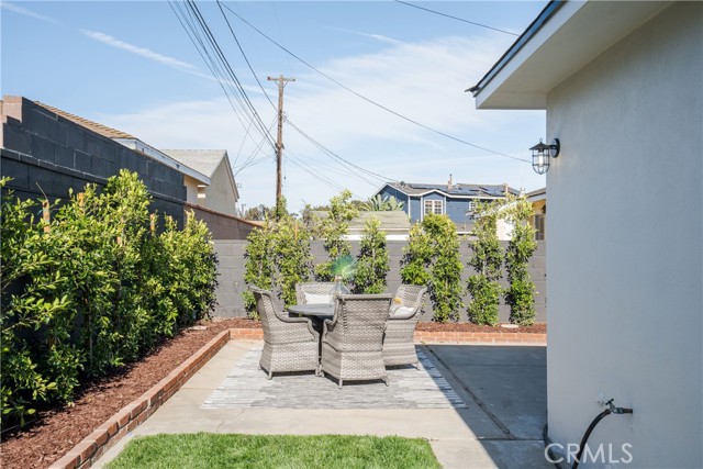 2719 Ralston Lane, Redondo Beach, California 90278, 4 Bedrooms Bedrooms, ,2 BathroomsBathrooms,Residential,Sold,Ralston,CV22080949