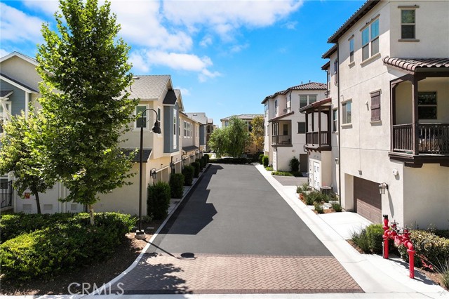 Detail Gallery Image 30 of 42 For 15972 Bravery Ave, Chino,  CA 91708 - 2 Beds | 2/1 Baths