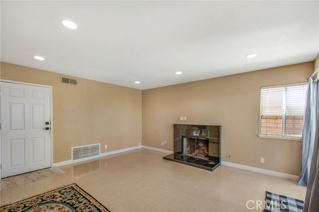Detail Gallery Image 14 of 28 For 21141 Pennington Ln, Trabuco Canyon,  CA 92679 - 4 Beds | 2/1 Baths
