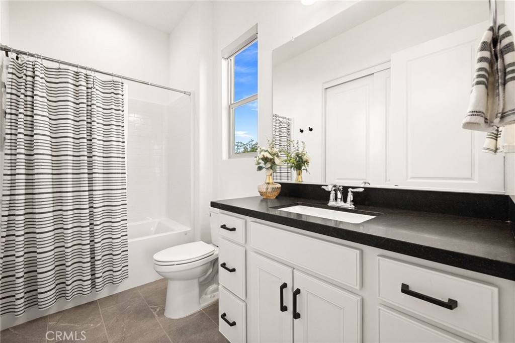 MLS #OC25275909 image #38