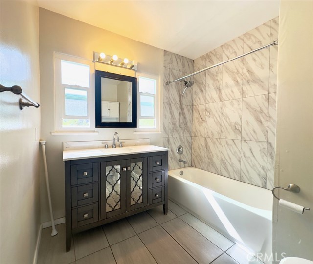 Detail Gallery Image 9 of 11 For 7454 Gaviota, Van Nuys,  CA 91406 - 3 Beds | 1 Baths