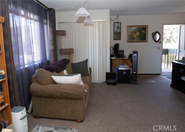 866 Brighton Avenue, Grover Beach CA: https://media.crmls.org/medias/15341a2f-15c2-445a-ab54-62eb92a2318e.jpg
