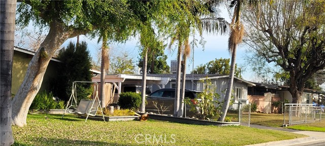 Detail Gallery Image 3 of 30 For 5914 N Rockvale Ave, Azusa,  CA 91702 - 4 Beds | 2 Baths