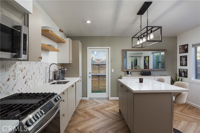 Detail Gallery Image 12 of 18 For 541 a Bernard St, Costa Mesa,  CA 92627 - 2 Beds | 1 Baths