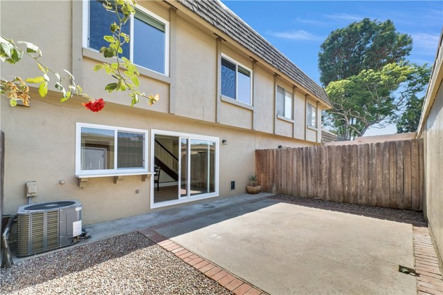 10358 Powderhorn River Court, Fountain Valley CA: https://media.crmls.org/medias/1534992f-047b-436f-b6fa-15da31a64bae.jpg
