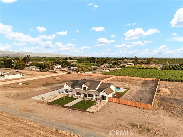 605 S Anderson Road, Exeter CA: https://media.crmls.org/medias/1535391a-b843-497f-86ff-62dac31ba002.jpg