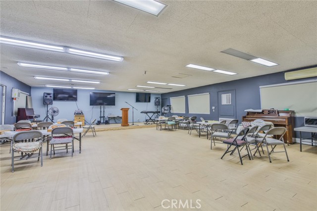 1747 Nogales Street, Rowland Heights, California 91748, ,Commercial Lease,For Rent,1747 Nogales Street,CRCV25029785