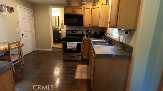 Detail Gallery Image 6 of 44 For 11691 Oro Quincy Hwy, Berry Creek,  CA 95916 - 2 Beds | 1 Baths