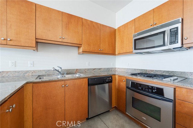 435 W Center Street, Anaheim CA: https://media.crmls.org/medias/1537a54c-cecd-4934-abd0-06365c1cc905.jpg