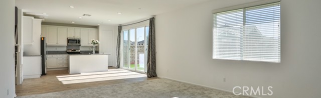 Detail Gallery Image 8 of 33 For 6614 Ardmore Ct, Palmdale,  CA 93552 - 4 Beds | 3 Baths