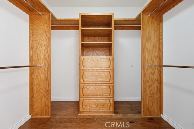 22501 Marilla Street, Chatsworth CA: https://media.crmls.org/medias/15394648-aa8f-447c-aea5-84807dae8a14.jpg