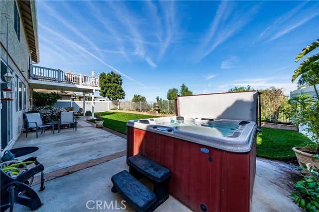 Detail Gallery Image 14 of 46 For 13120 Bay Meadows Ct, Corona,  CA 92883 - 5 Beds | 3 Baths