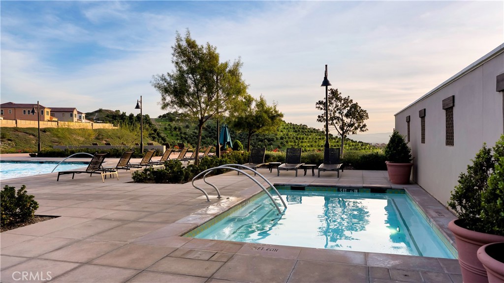 MLS #OC25256306 image #49