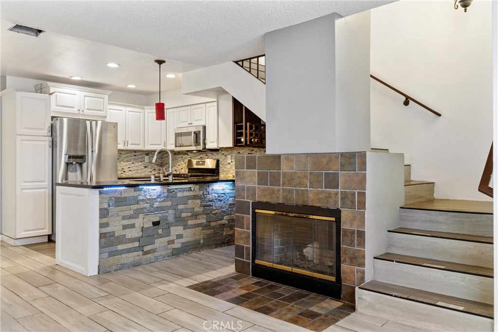 MLS #SR25251459 image #4