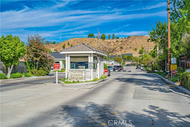 Detail Gallery Image 63 of 74 For 20164 Crestview Dr., Canyon Country,  CA 91351 - 3 Beds | 2 Baths