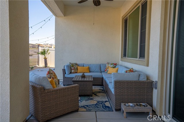 Detail Gallery Image 22 of 30 For 24159 Evesong Dr, Corona,  CA 92883 - 3 Beds | 2 Baths