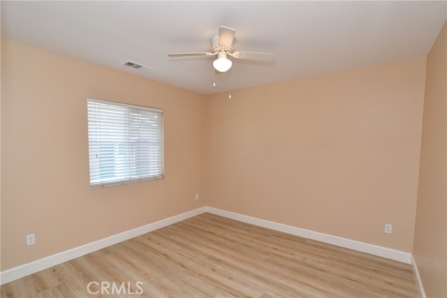 8011 Sea Salt Avenue, Fontana CA: https://media.crmls.org/medias/153ba099-0277-44ae-b7b6-56db28d865c1.jpg