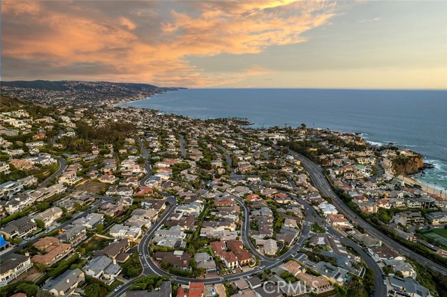 Detail Gallery Image 43 of 43 For 322 Emerald Bay, Laguna Beach,  CA 92651 - 6 Beds | 6/1 Baths