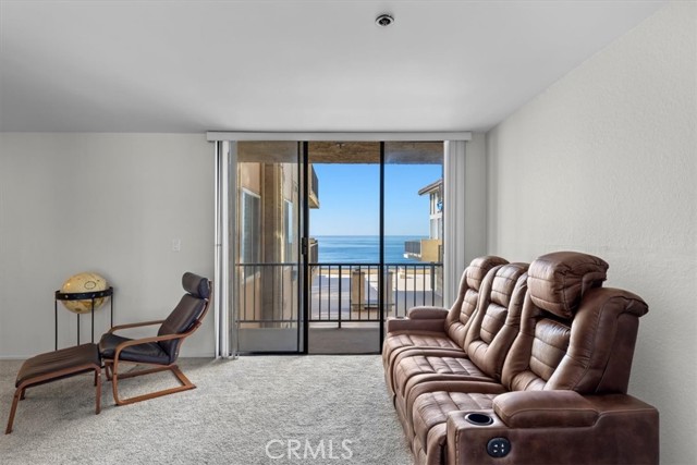 555 Esplanade, Redondo Beach, California 90277, 2 Bedrooms Bedrooms, ,2 BathroomsBathrooms,Residential,Sold,Esplanade,SB23223836