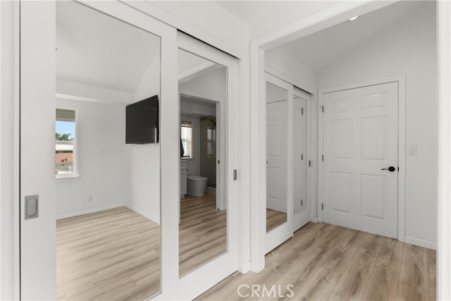 Detail Gallery Image 17 of 34 For 11 Bolivar St, Newport Beach,  CA 92663 - 2 Beds | 2 Baths