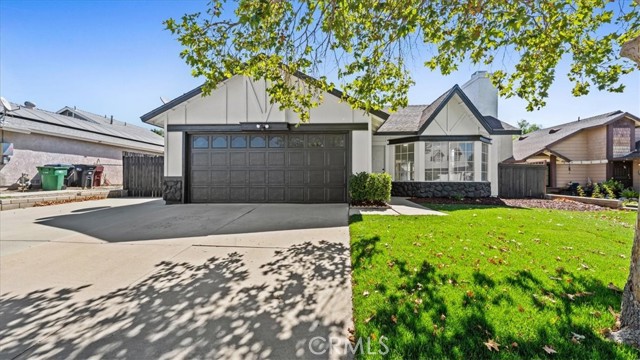 Detail Gallery Image 4 of 36 For 13420 Nutmeg St, Moreno Valley,  CA 92553 - 4 Beds | 2 Baths