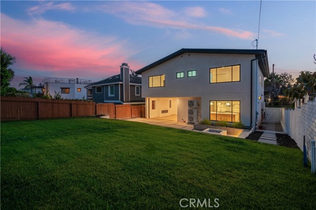 Detail Gallery Image 56 of 60 For 7506 Mcconnell Ave, Los Angeles,  CA 90045 - 5 Beds | 5/1 Baths