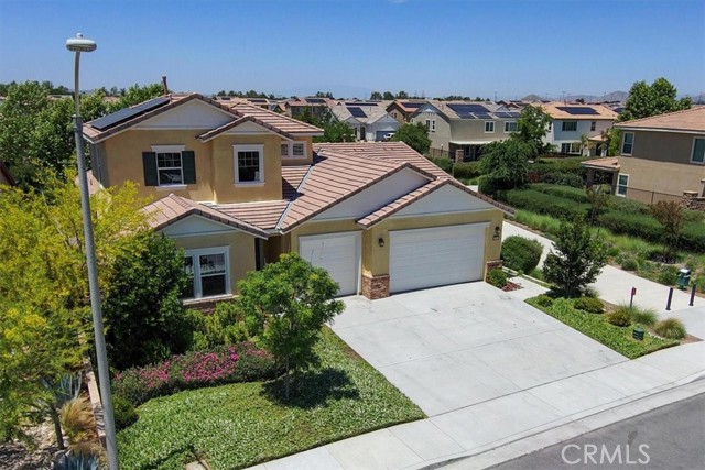 Detail Gallery Image 2 of 72 For 27613 Headsail Dr, Menifee,  CA 92585 - 4 Beds | 3/1 Baths