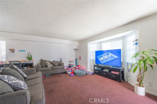 Image 3 for 1326 W 90Th Pl, Los Angeles, CA 90044