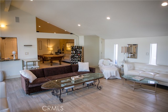 Detail Gallery Image 31 of 67 For 10071 Highcliff Drive, Santa Ana,  CA 92705 - 5 Beds | 3/1 Baths