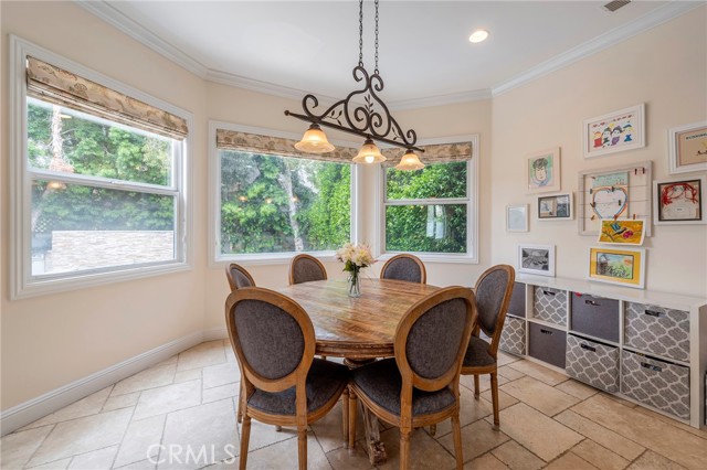 Detail Gallery Image 10 of 52 For 880 11th, Manhattan Beach,  CA 90266 - 5 Beds | 5 Baths