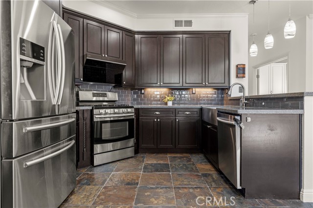 MLS #OC25239978 image #7