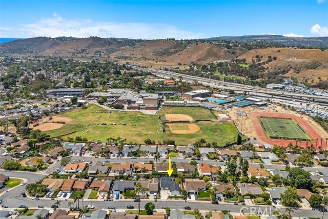 26492 Jacinto Drive, Mission Viejo CA: https://media.crmls.org/medias/154422fb-4d8f-4607-9905-849c7a2954e2.jpg