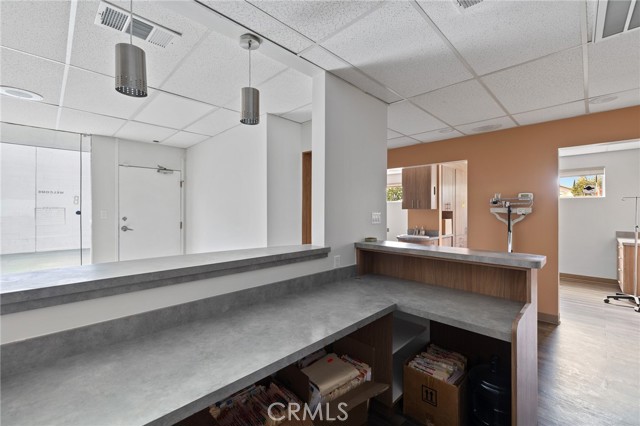 8719 Woodley Avenue, North Hills (los Angeles), California 91343, ,Commercial Lease,For Rent,8719 Woodley Avenue,CRSR25023132