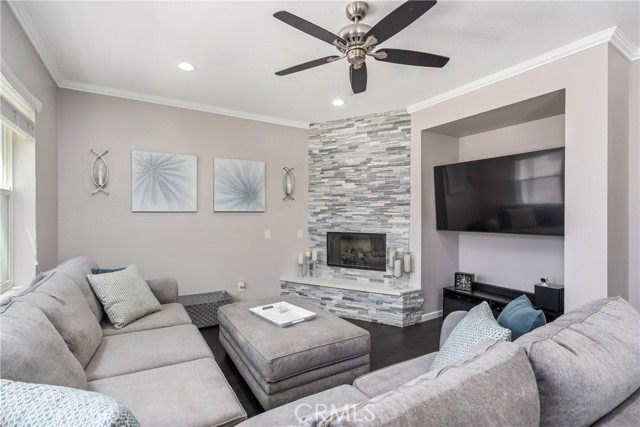 Detail Gallery Image 12 of 50 For 893 Whimbrel Way, Perris,  CA 92571 - 3 Beds | 2/1 Baths