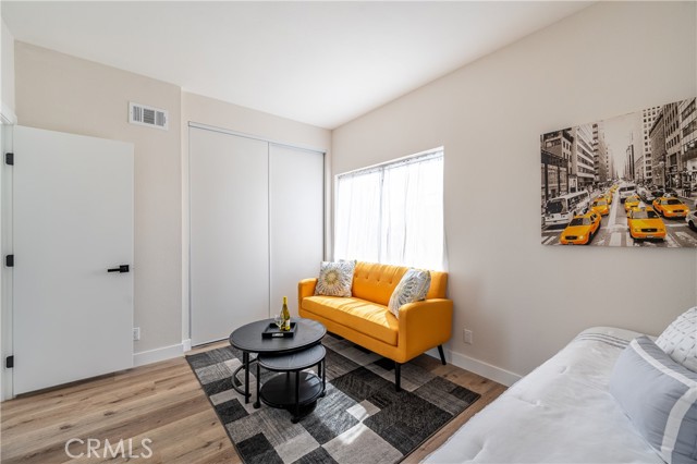Detail Gallery Image 19 of 27 For 204 Lime St #1,  Inglewood,  CA 90301 - 2 Beds | 2/1 Baths
