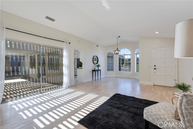 Detail Gallery Image 15 of 50 For 8496 East Meadowridge Street, Anaheim Hills,  CA 92808 - 4 Beds | 2 Baths