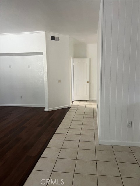 Image 2 of 9 For 16401 Mountain Mist