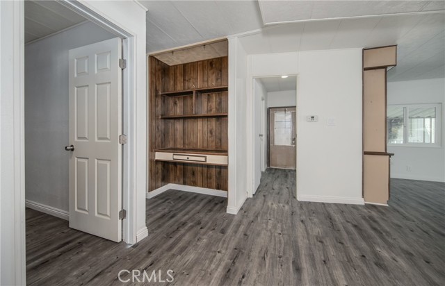 Detail Gallery Image 9 of 24 For 1025 Riverside Ave #56,  Rialto,  CA 92376 - 4 Beds | 2 Baths