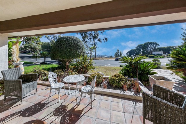 1492 Via Coronel, Palos Verdes Estates, California 90274, 5 Bedrooms Bedrooms, ,4 BathroomsBathrooms,Residential,Sold,Via Coronel,PW22143659