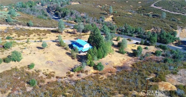 4943 Yaqui Gulch Road, Mariposa CA: https://media.crmls.org/medias/1547370e-3988-4b7e-924d-b270e1fdba62.jpg
